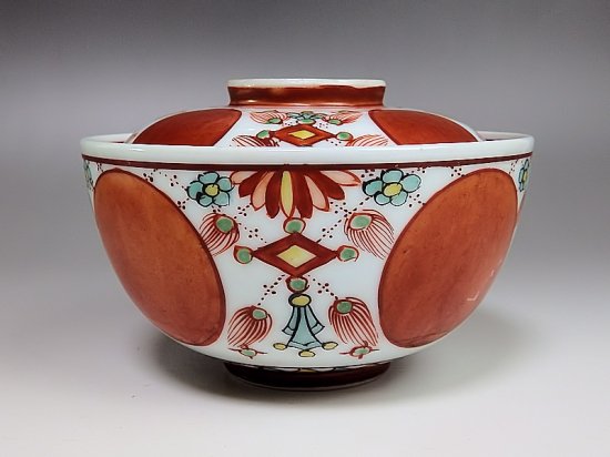 大聖寺伊万里 色絵 赤玉に瓔珞紋の図 蓋茶碗