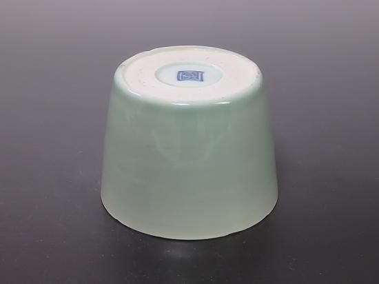 古伊万里　青磁　蕎麦猪口 古美術 三樹 - 古伊万里 青磁釉蕎麦猪口 | 古美術品専門サイト