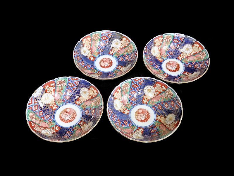 大聖寺伊万里 金襴手 奇玉宝鼎之珍 捻り紋菊花皿 小膾皿 4客セット 大聖寺伊万里 金襴手 奇玉宝鼎之珍 捻り紋菊花皿 小膾皿 4客セット