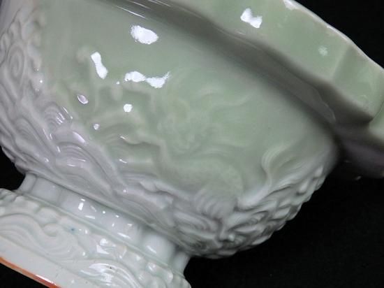 三田青磁 白磁 青海波に麒麟図 盃洗 珍品