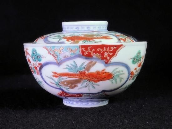 古伊万里 金襴手 松竹梅に鶴 窓絵双魚図 蓋茶碗 古伊万里 金襴手 松竹梅に鶴 窓絵双魚図 蓋茶碗