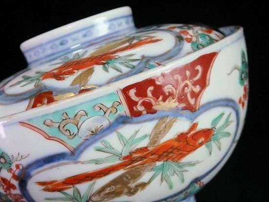 古伊万里 金襴手 松竹梅に鶴 窓絵双魚図 蓋茶碗 古伊万里 金襴手 松竹梅に鶴 窓絵双魚図 蓋茶碗