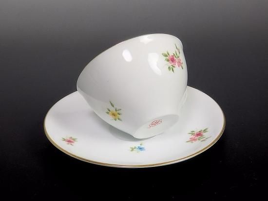 ⭐大倉陶園　okura china　カップ＆ソーサー　三色小花柄　✧美品✧　5客