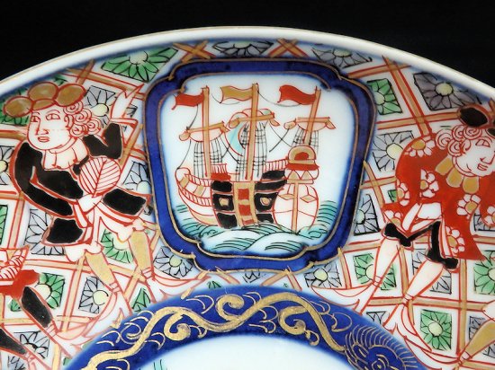 大聖寺伊万里 金襴手 五艘船に南蛮人図 ６寸皿