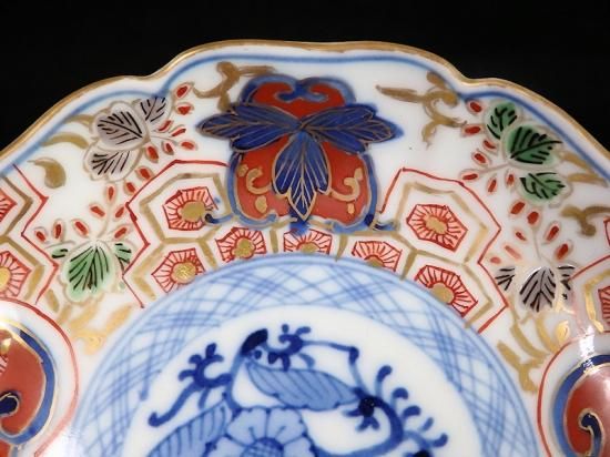 大聖寺伊万里 金襴手 草花に亀甲紋の図 4寸皿 5枚セット 大聖寺伊万里 金襴手 草花に亀甲紋の図 4寸皿 5枚セット