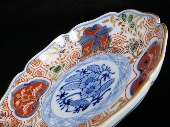 大聖寺伊万里 金襴手 草花に亀甲紋の図 4寸皿 5枚セット 大聖寺伊万里 金襴手 草花に亀甲紋の図 4寸皿 5枚セット