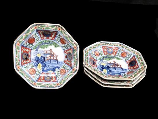【保障できる】 大聖寺伊万里 金襴手 4枚セット 八角4寸皿 岩に欄干図 菊に龍 工芸品