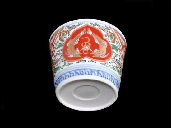 古伊万里 金襴手 双魚に花唐草図 蕎麦猪口