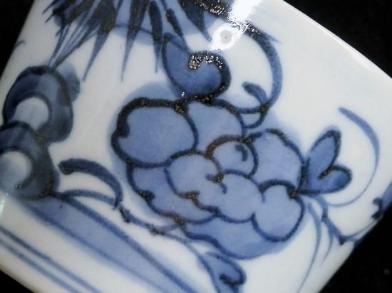古伊万里 染付 笹に牡丹図 蕎麦猪口