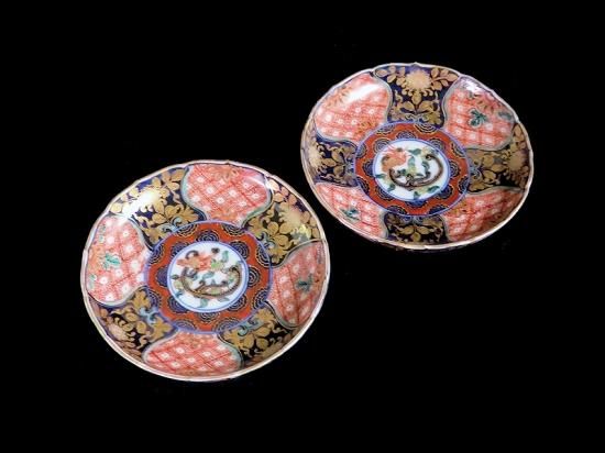 古伊万里　金襴手　団龍紋に花の図　４寸皿　５枚　307AS-fbuu 古伊万里 金襴手 菊花四方襷紋に花 団龍紋図 4寸皿 2枚セット