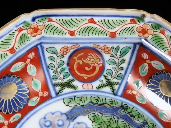 大聖寺伊万里　金襴手　菊に団龍紋　岩に欄干の図　八角４寸皿D702AS-CEd 大聖寺伊万里 金襴手 蝶に龍紋図 4寸皿 5枚セット
