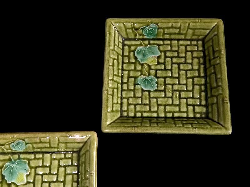 珉平焼　淡路焼　蔦図に網代の図　手塩皿　角皿　２枚　C386 AS-CIh 珉平焼 淡路焼 網代に蔦図 角手塩皿 2枚セット