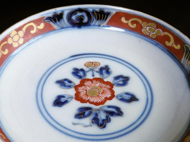 大聖寺伊万里 染錦 赤玉に獅子 瓔珞紋図 蓋茶碗 2客セット 大聖寺伊万里 染錦 赤玉に獅子 瓔珞紋図 蓋茶碗 2客セット