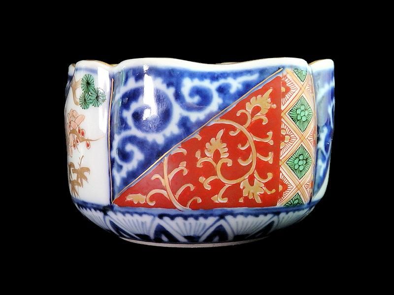 大聖寺伊万里 染錦 逆蛸唐草に松竹梅 金唐草図 変形向付 大聖寺伊万里 染錦 逆蛸唐草に松竹梅 金唐草図 変形向付