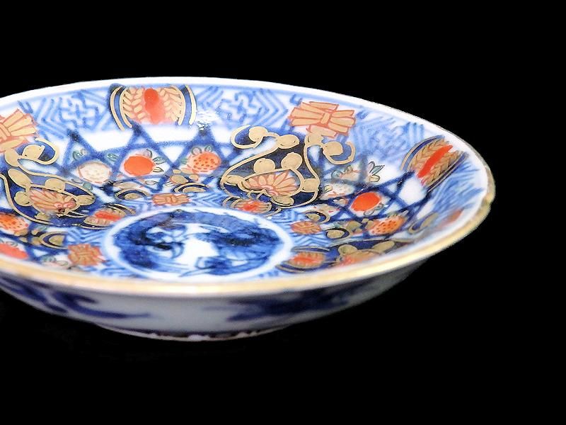 古伊万里 金襴手 団龍紋に花図 豆皿 古伊万里 金襴手 団龍紋に花図 豆皿