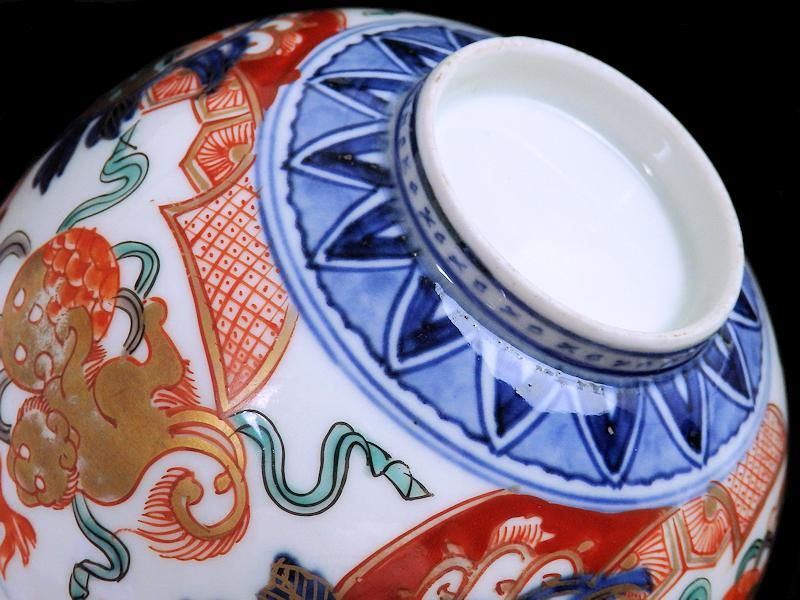 2025人気新作 古伊万里 金襴手 玉乗り獅子に宝珠図 大振蓋茶碗 工芸品