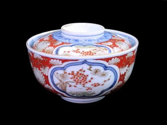 【メール便無料】 大聖寺伊万里 金襴手 窓絵松竹梅図 大振蓋茶碗 金襴手