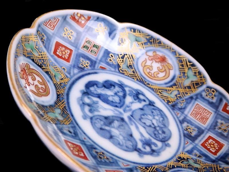 大聖寺伊万里 金襴手 団龍紋に石畳紋図 豆皿
