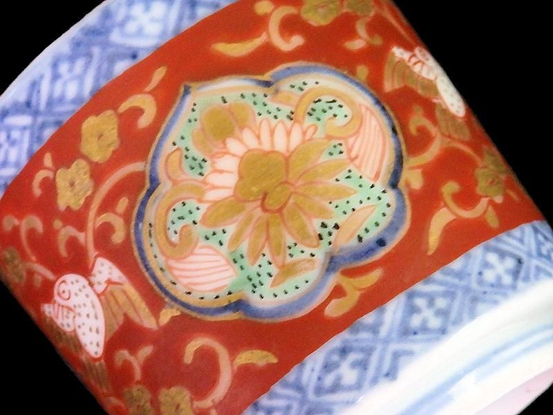 大聖寺伊万里 金襴手 金唐草に鳥図 窓絵花の図 のぞき 大聖寺伊万里 金襴手 金唐草に鳥図 窓絵花の図 のぞき