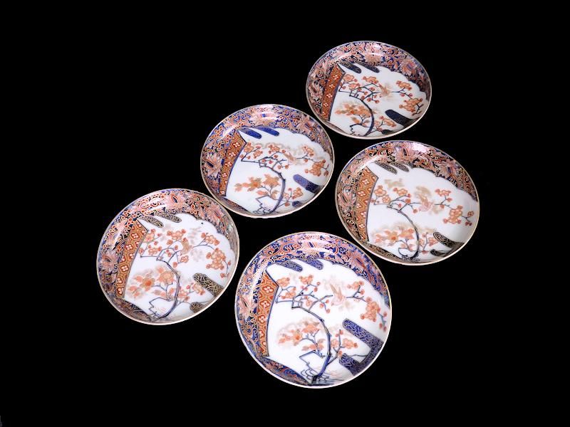 伊万里 金襴手 霞に梅 花鳥紋図 5寸皿 5枚セット 伊万里 金襴手 霞に梅 花鳥紋図 5寸皿 5枚セット