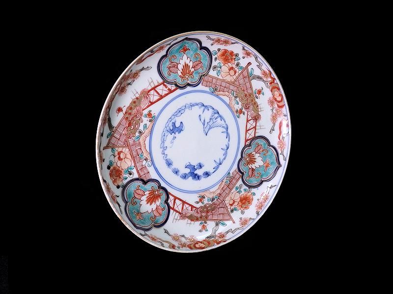 古伊万里 金襴手 垣根に松竹梅 獅子に牡丹図 7寸皿 古伊万里 金襴手 垣根に松竹梅 獅子に牡丹図 7寸皿