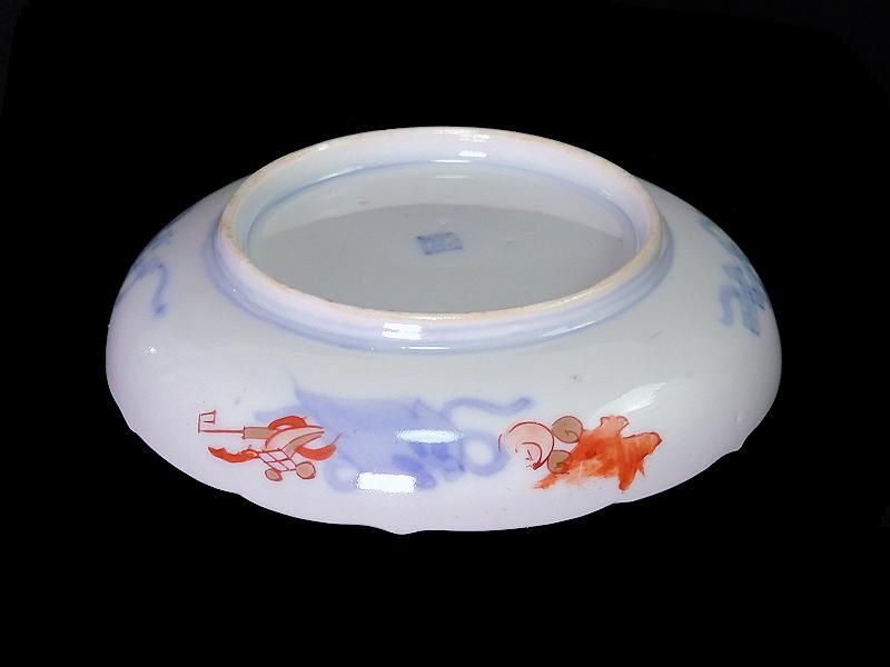 古伊万里 金襴手 瓔珞紋に松竹梅 青海波に獅子図 輪花4寸皿 2