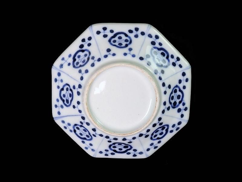 古伊万里　上手八角皿　幅約28.5㎝　東Y7-0512④タニチ 古伊万里 上手八角皿 幅約28.5㎝ 東Y7-0512④タニチ 古伊万里 上手