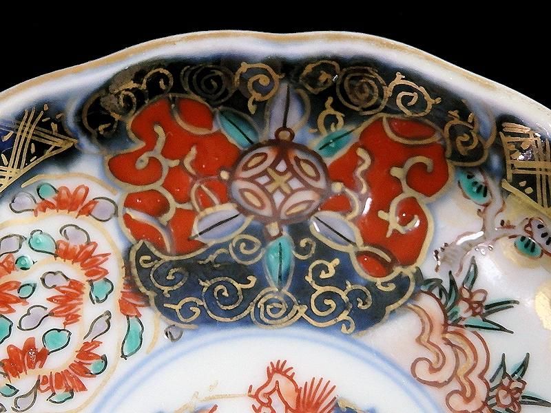 古伊万里 金襴手 宝珠に団龍紋 熨斗に七宝紋図 3寸皿