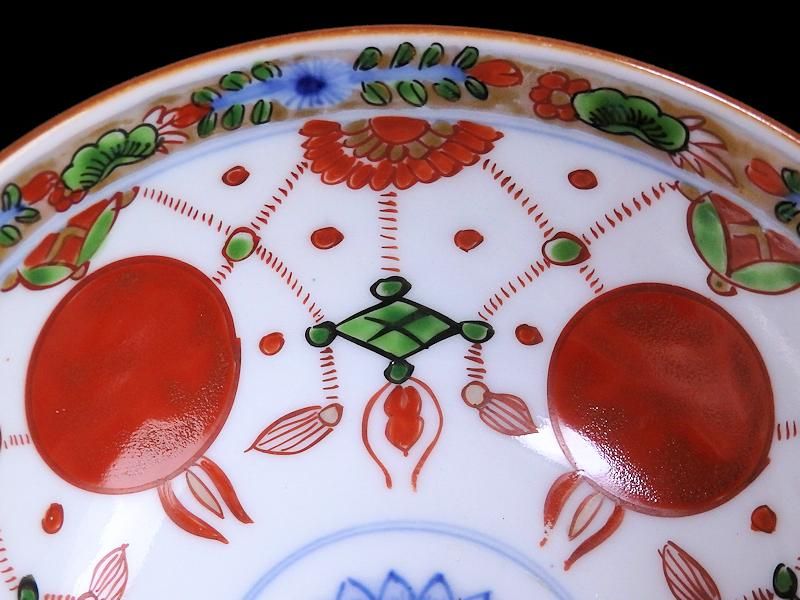 古伊万里　金襴手　瓔珞紋に龍の図　大振蓋茶碗　文政6年　D821AS-CIt 古伊万里 金襴手 瓔珞紋に龍の図 大振蓋茶碗 文政6