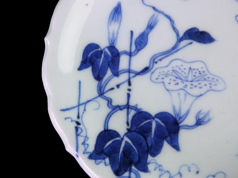 【正規品直輸入】 古伊万里 手塩皿 豆皿 朝顔にバッタ図 染付 工芸品