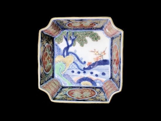 大聖寺伊万里 金襴手 桃に柘榴 大樹に欄干の図 四方角向付