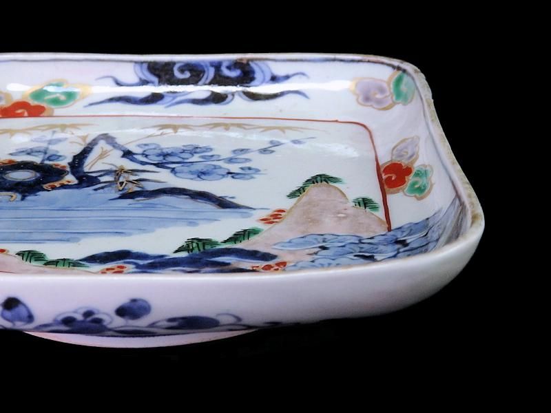 古伊万里 染錦 山水に松竹梅図 角皿 古伊万里 染錦 山水に松竹梅図 角皿