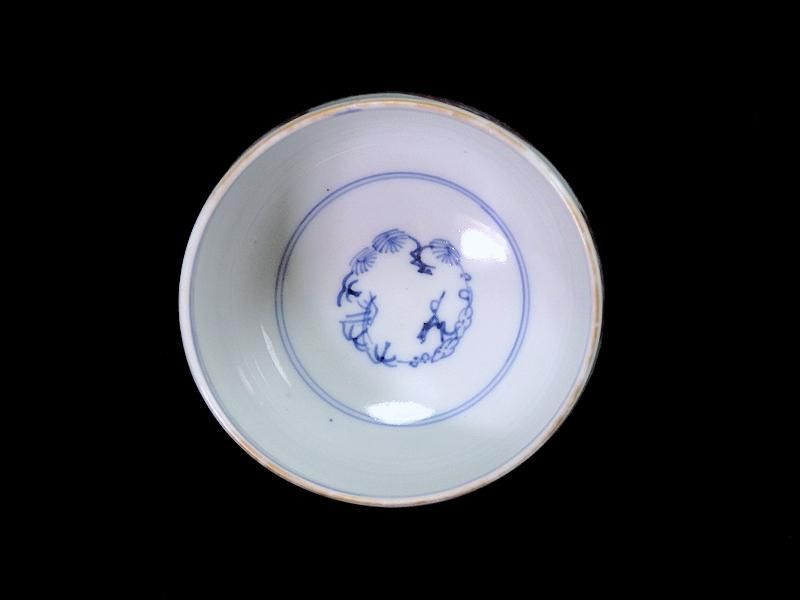 古伊万里 色絵 蝶に牡丹図 りん茶碗 湯呑