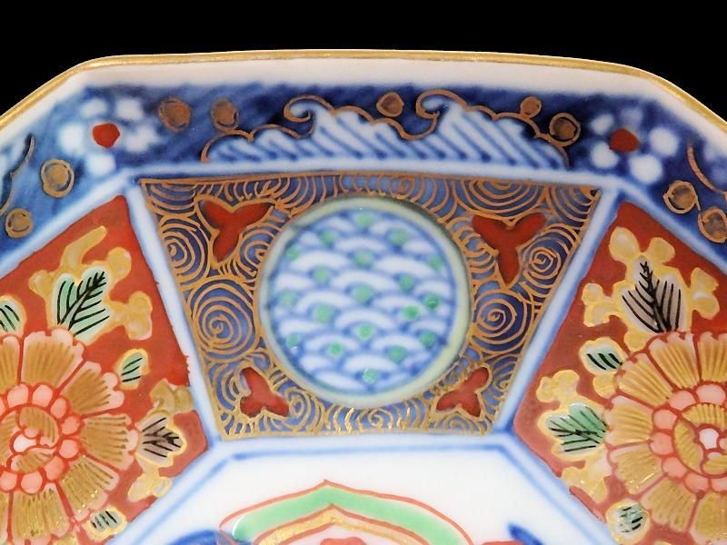 大聖寺伊万里 金襴手 鳳凰に雲 花に青海波の図 八角膾皿