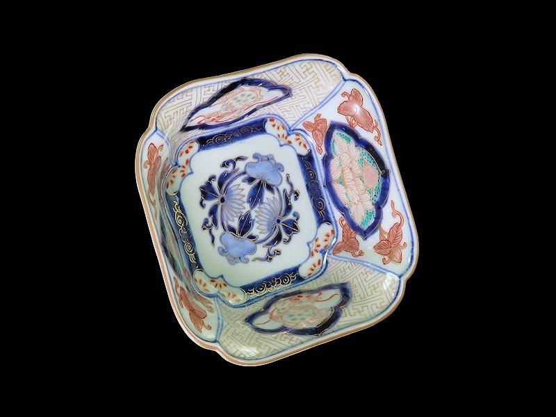 古伊万里 金襴手 獅子に牡丹図 四方角向付 古伊万里 金襴手 獅子に牡丹図 四方角向付