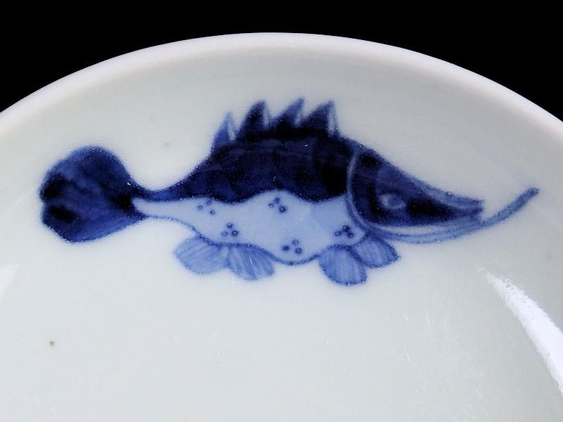 古伊万里 染付 魚に網目紋図 豆皿 古伊万里 染付 魚に網目紋図 豆皿