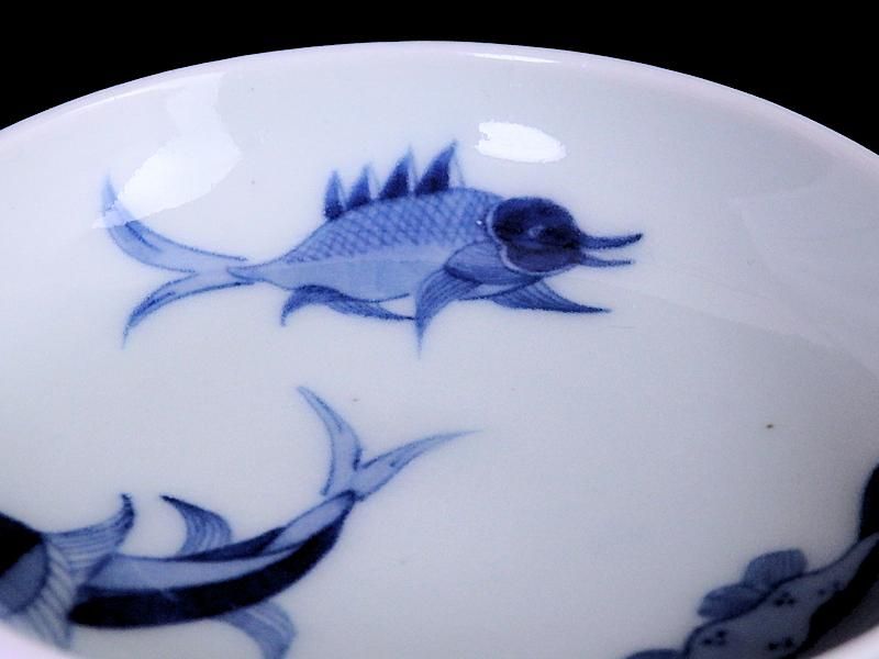古伊万里 染付 魚に網目紋図 豆皿