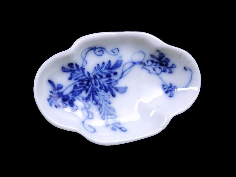 伊万里 瀬戸 染付 藤図 木瓜型変形豆皿