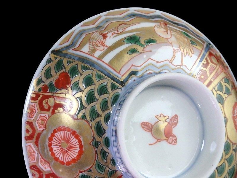 古伊万里 金襴手 亀甲に青海波 舞鶴図 蓋茶碗