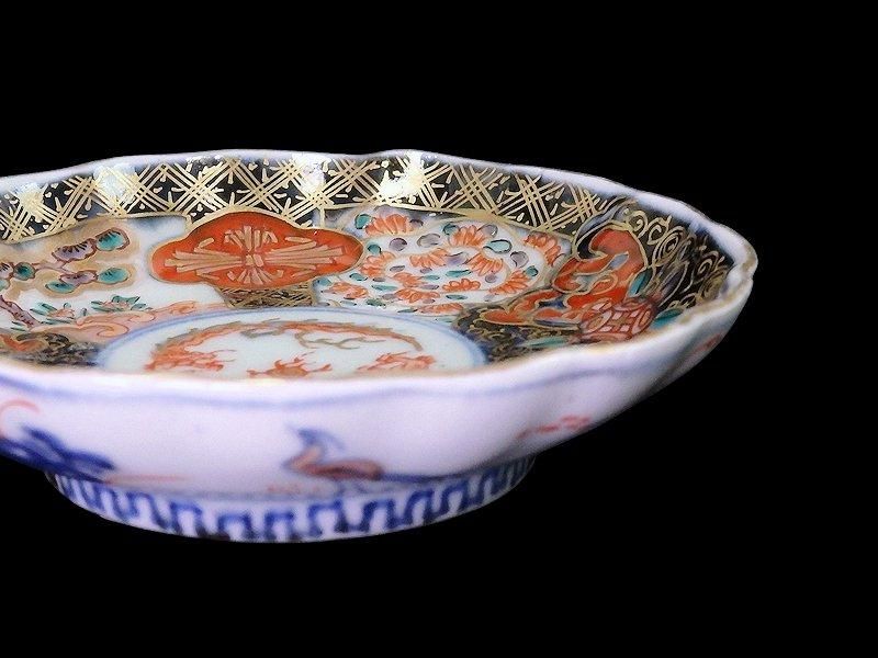 古伊万里　金襴手 宝珠に団龍紋　熨斗に七宝紋の図　３寸皿　E017AS-CTo 古伊万里 金襴手 宝珠に団龍紋 熨斗に七宝紋図 3寸皿