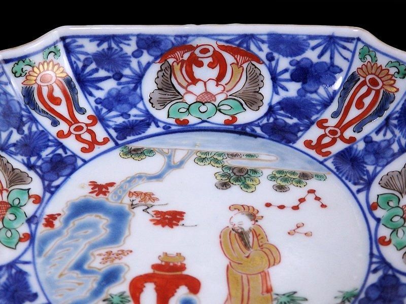 パーティを彩るご馳走や 大聖寺伊万里 染錦 紅葉に唐人図 四方角皿 工芸品