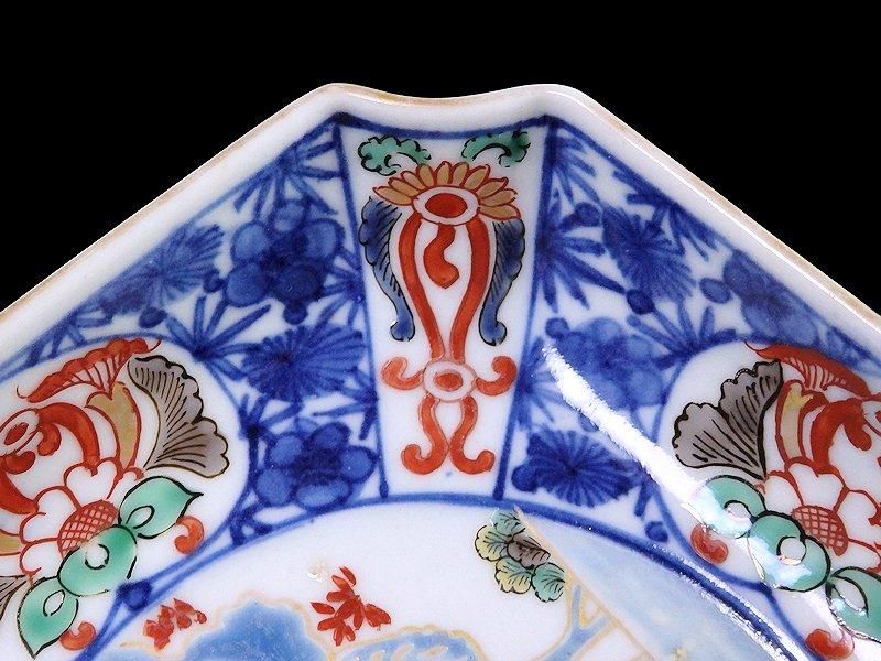 大聖寺伊万里 染錦 紅葉に唐人図 四方角皿
