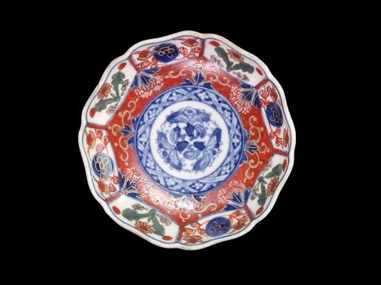 安価 大聖寺伊万里 金襴手 割絵 花の図 3寸皿 豆皿 工芸品