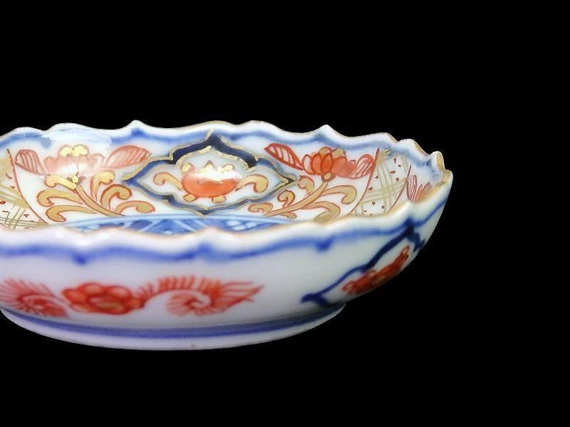 古伊万里　金襴手　花に松竹梅の図　豆皿　E725AS-CYd 古伊万里 金襴手 花に松竹梅図 豆皿