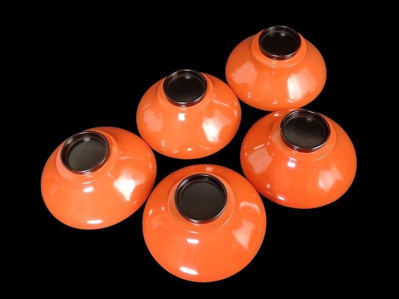 沈金　吸物椀　蝶に孔雀の図　朱色　木製品　５客　N1105AS-fbui 沈金 吸物椀 蝶に孔雀の図 朱色 木製品 5客 N1105AS-fbui