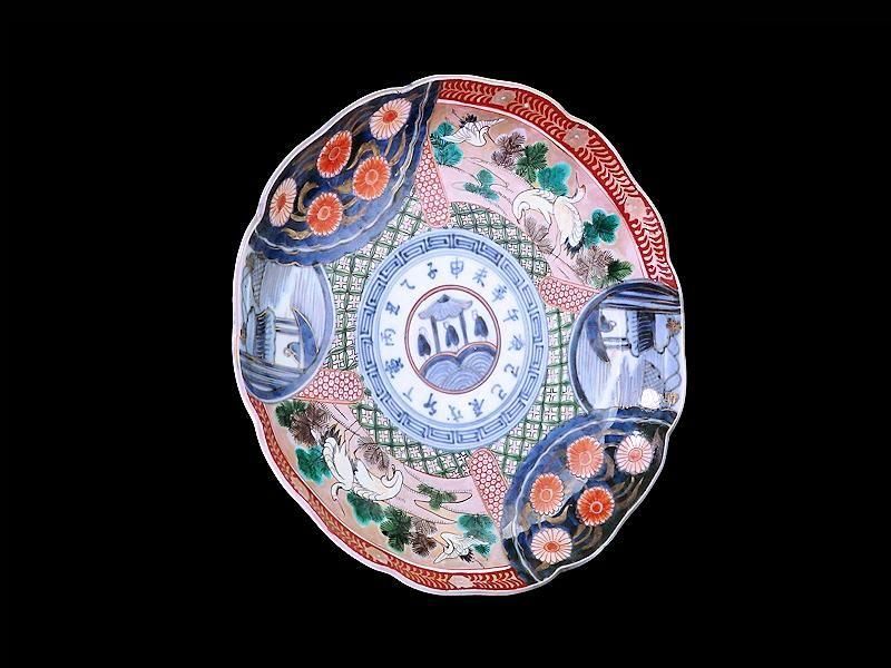 古伊万里　金襴手　色絵　鶴に菊　赤壁の賦図　８寸皿　C719AS-CZs 古伊万里 金襴手 色絵 鶴に菊 赤壁の賦図 8寸皿