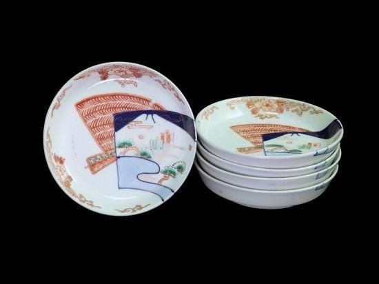 古伊万里　色絵　羊歯文様に松原帆掛け船　富士の図　５枚　B992AS-DAi 古伊万里 色絵 羊歯文様に富士松原帆掛け船図 4寸皿 5枚セット