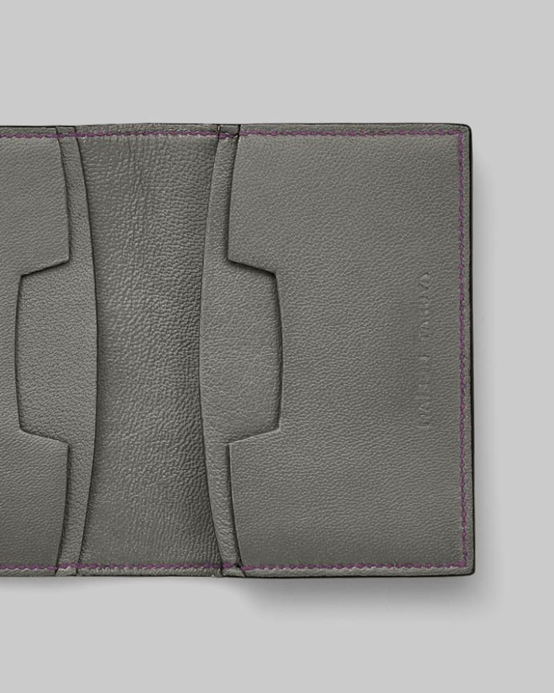 BUSINESS CARD POUCH MAGNET