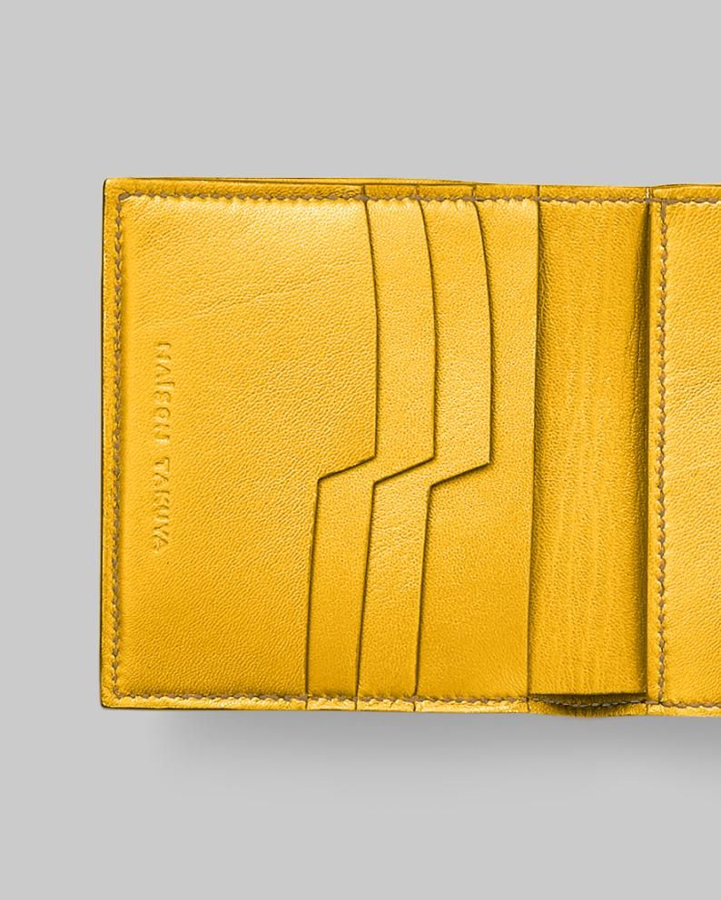 COMPACT WALLET W/ COIN CASE