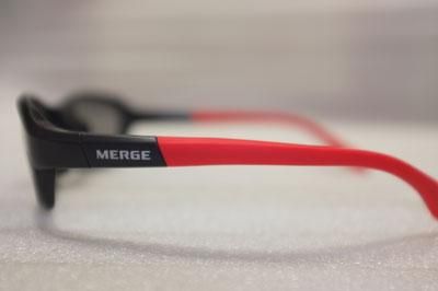 【2024】お歳暮・冬ギフト TALEX クッキリ見やすいガラス Black/Red MERGE トゥルービュー 小物